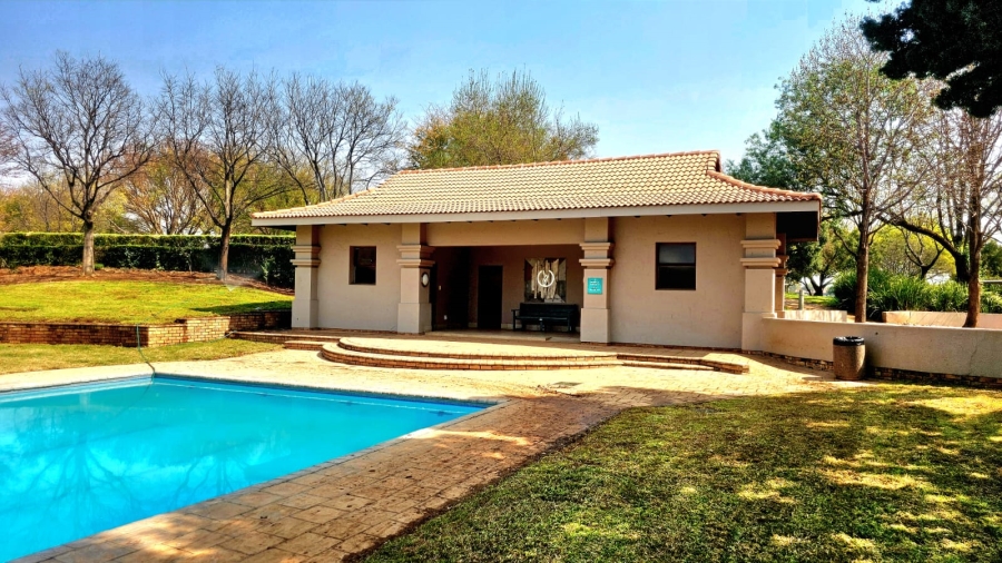 4 Bedroom Property for Sale in Pecanwood Estate North West